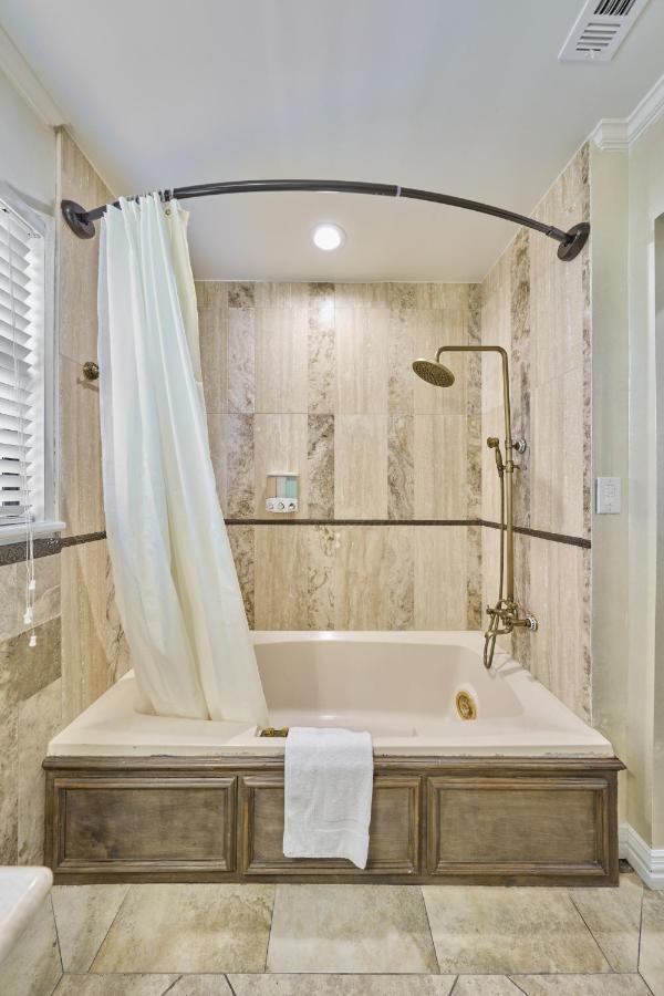 Villa With 8 Bedrooms And Heated Swimming Pool Houston Exterior foto