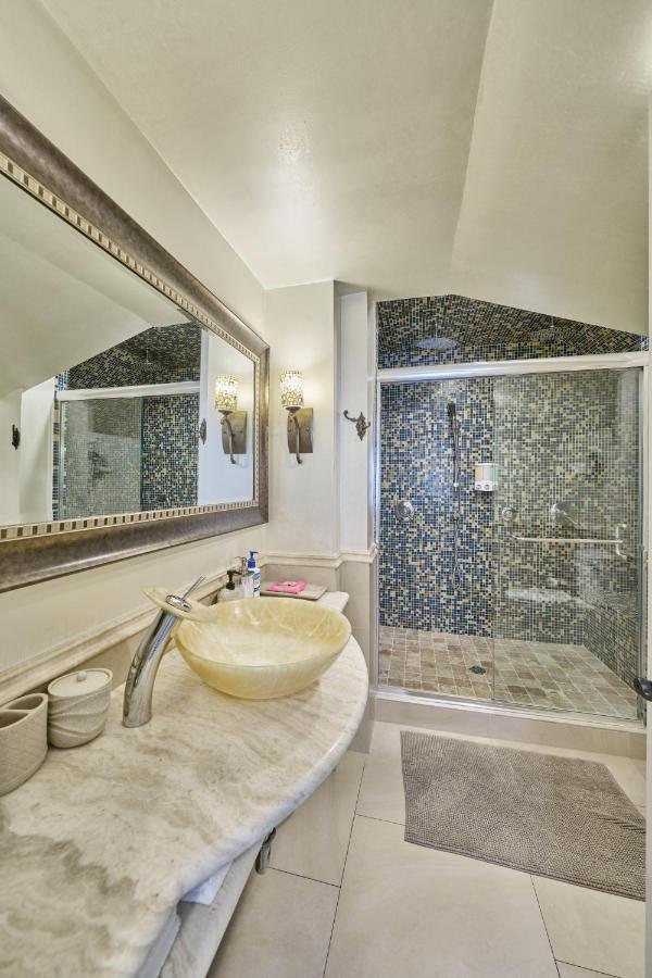 Villa With 8 Bedrooms And Heated Swimming Pool Houston Exterior foto
